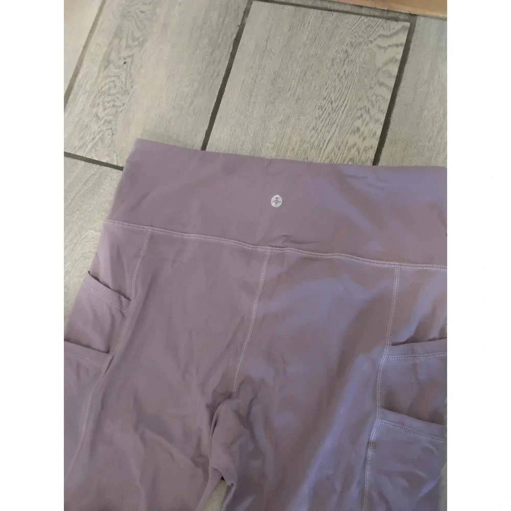 Halara Womens Lavender High Waisted 7/8 Leggings with 6 Side Pockets Size M
